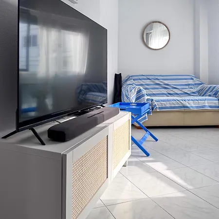 Beachfront In Primera Linea De Playa Апартаменти