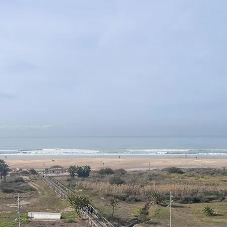 Beachfront In Primera Linea De Playa アパート